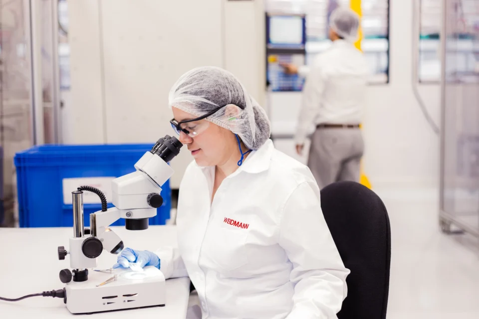 Laboratorio: conocimiento técnico y personas.